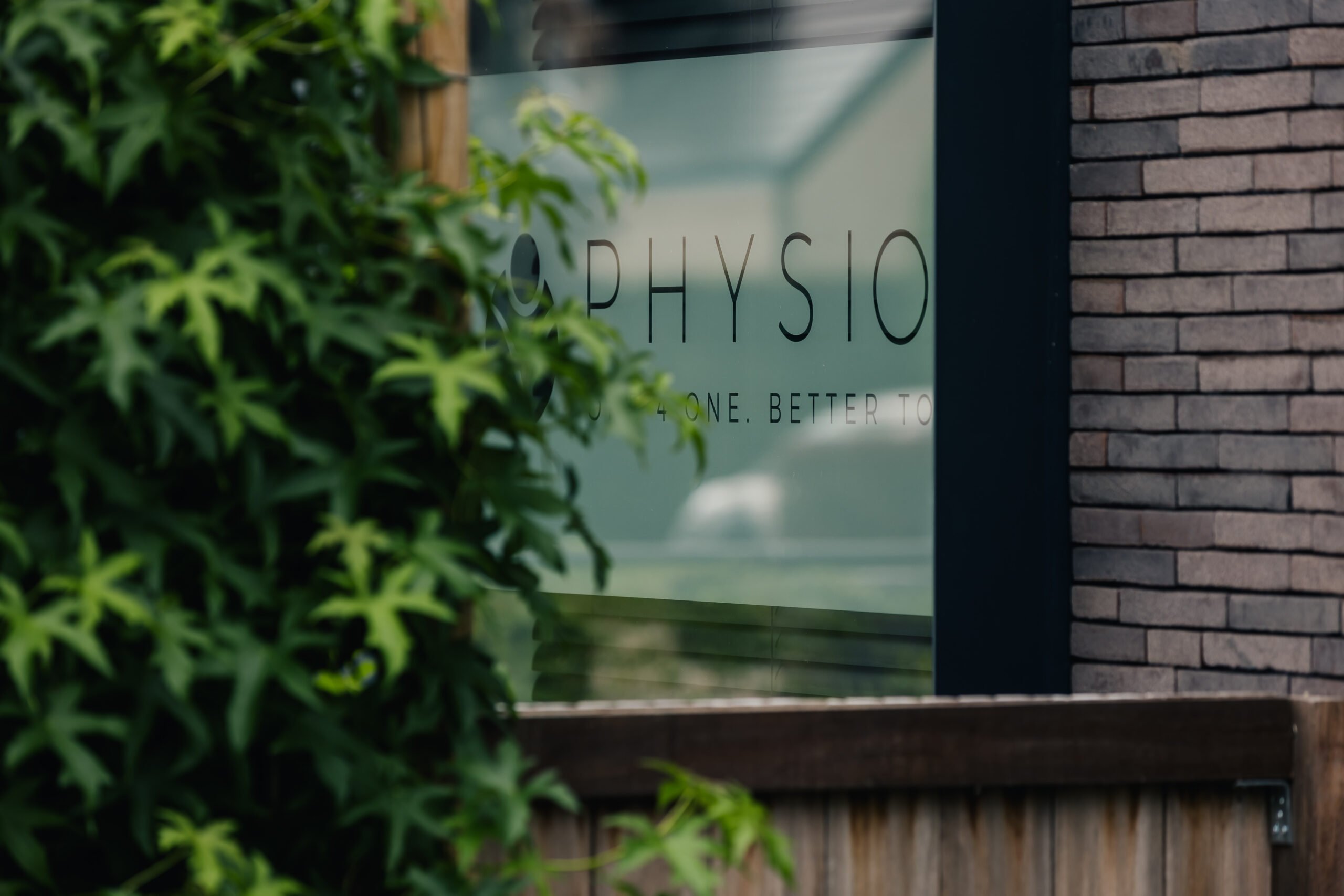Buitenaanzicht van groepspraktijk Physio141